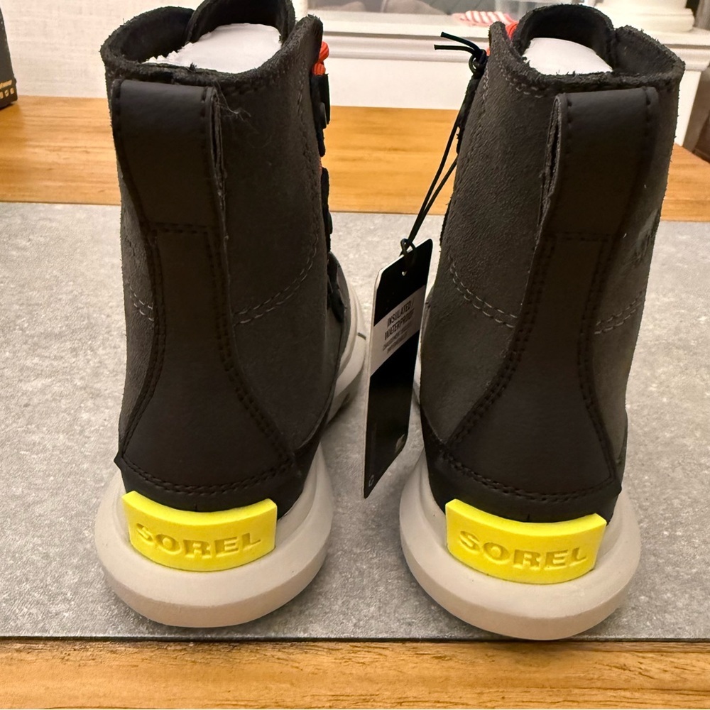 Sorel Explorer Lace WP Children’s Waterproof Insulated Boots Jet Black Size 10 - Picture 6 of 12